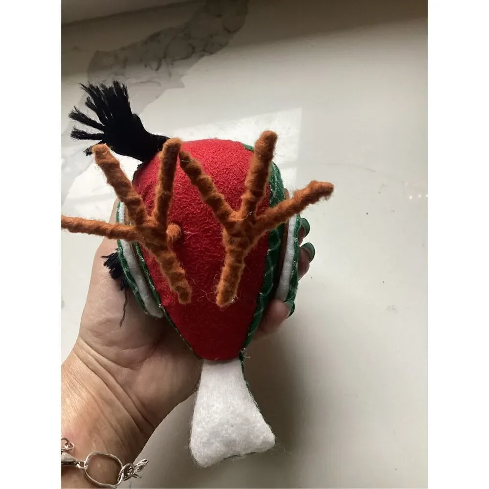 Target Maus Spritz Bird 2018 Feathery Friends  with Foot Tag Red GreenCheck Coat